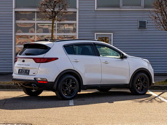 2021 Kia Sportage IV Рестайлинг, белый, 2095000 рублей - вид 5