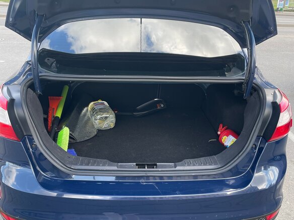 2012 Ford Focus III, синий - вид 8