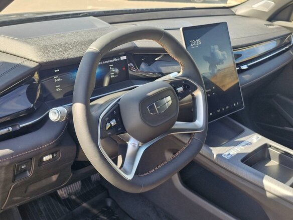 2025 Geely Preface I, чёрный, 3429990 рублей - вид 6