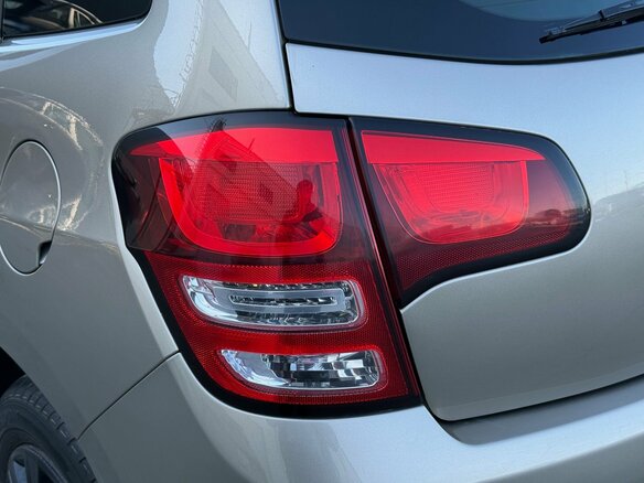 2011 Citroen C3 II, бежевый, 415000 рублей - вид 13