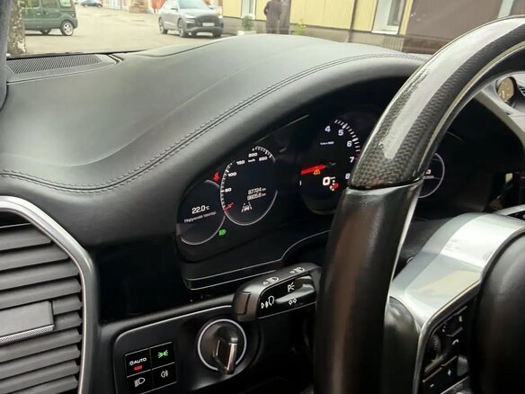 2019 Porsche Cayenne III, чёрный, 7000000 рублей - вид 17