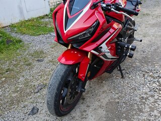 2019 Honda CBR 650R, красный, 850000 рублей, вид 3