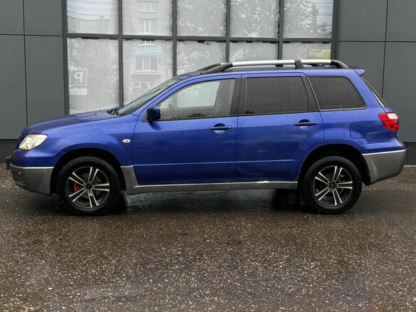 2005 Mitsubishi Outlander I, синий - вид 4