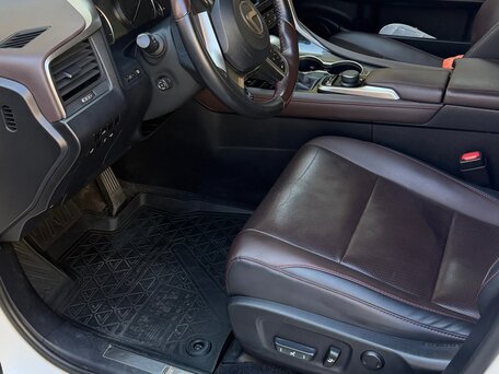 2018 Lexus RX 300 IV, белый, 3190000 рублей, вид 5