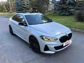 2021 BMW 1 серии 125i III (F52) Рестайлинг, белый, 3490000 рублей, вид 2