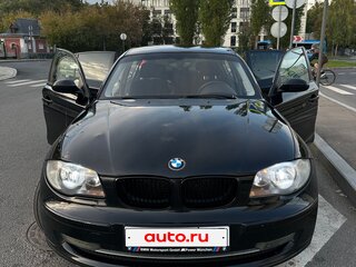 2009 BMW 1 серии 116i I (E81/E82/E87/E88) Рестайлинг, чёрный, 750000 рублей, вид 2