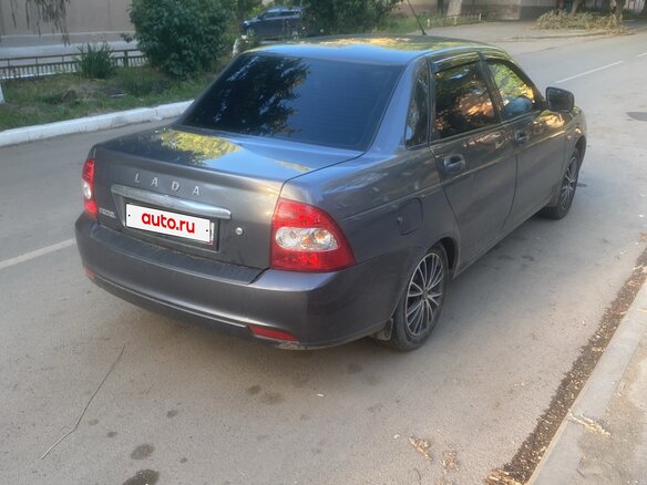 2017 Lada (ВАЗ) Priora I Рестайлинг, серебристый, 500000 рублей - вид 2