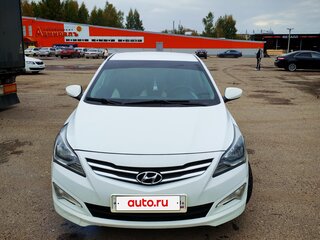 2015 Hyundai Solaris I Рестайлинг, белый, 1030000 рублей, вид 5