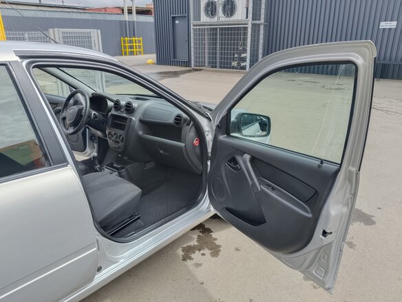 2014 Lada (ВАЗ) Granta I, серебристый, 435000 рублей - вид 15