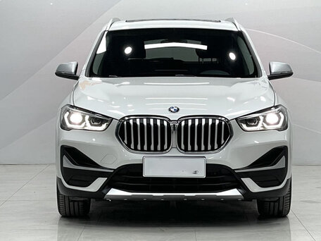 2022 BMW X1 Long 20Li sDrive II (F48) Рестайлинг, белый, 2480000 рублей, вид 1