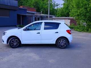 2014 Renault Sandero II, белый, 639000 рублей, вид 5
