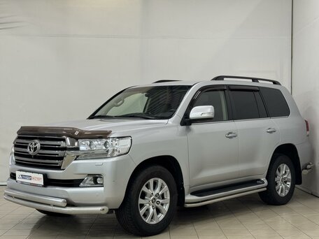 Toyota Land Cruiser 200 Series Рестайлинг 2