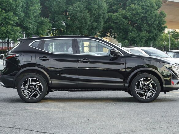 2026 Nissan Qashqai II Рестайлинг 2, серый - вид 5