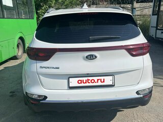 2021 Kia Sportage IV Рестайлинг, белый, 2700000 рублей, вид 4