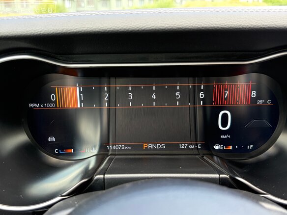 2020 Ford Mustang VI Рестайлинг, оранжевый, 3450000 рублей - вид 22