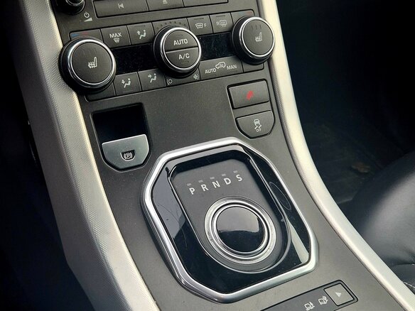2012 Land Rover Range Rover Evoque 6-speed I, белый, 1549000 рублей - вид 11