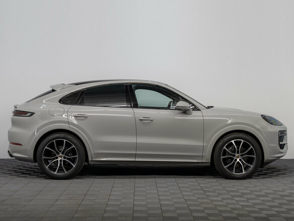 2024 Porsche Cayenne Coupé III Рестайлинг, серый, 17990000 рублей - вид 3