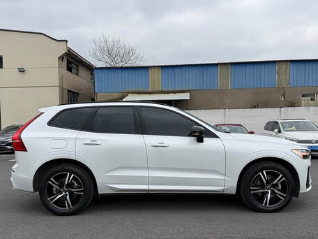 2022 Volvo XC60 II Рестайлинг, белый, 4183304 рублей, вид 5