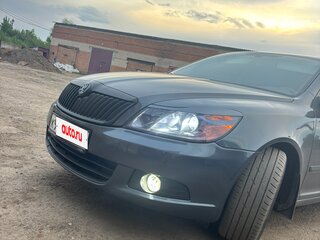2010 Skoda Octavia II (A5) Рестайлинг, серый, 679000 рублей, вид 1