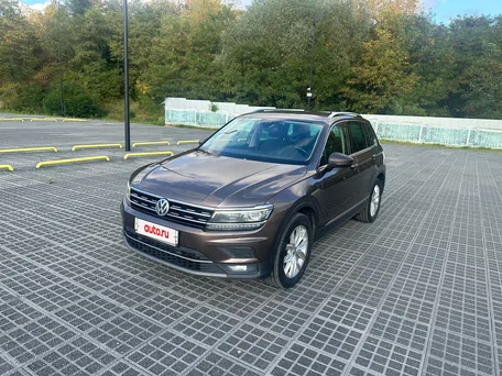 2019 Volkswagen Tiguan II, коричневый, 1899000 рублей, вид 1