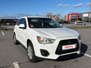2012 Mitsubishi ASX I Рестайлинг, белый, 850000 рублей, вид 2