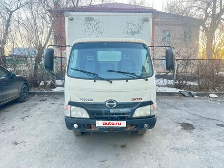 2013 Hino Series 300 (Dutro), белый, 1650000 рублей, вид 5