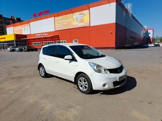 2012 Nissan Note I Рестайлинг, белый, 400000 рублей, вид 3