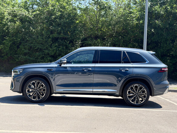 2026 Geely Monjaro (Xingyue L) I Рестайлинг 2 (China Market), серый, 4290000 рублей - вид 5