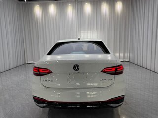2022 Volkswagen Lavida III Рестайлинг, белый, 1350000 рублей, вид 5