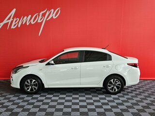 2020 Kia Rio IV, белый, 1160000 рублей, вид 2