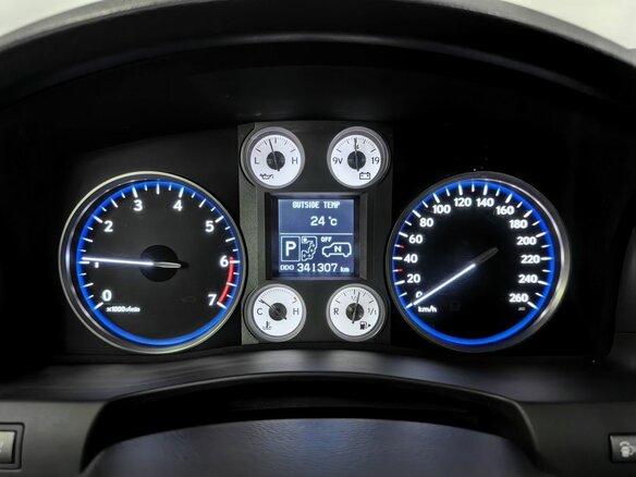 2011 Lexus LX 570 III, чёрный, 3400000 рублей - вид 23