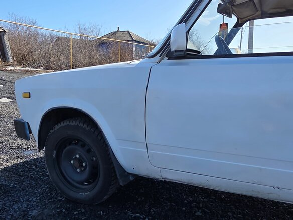 1997 Lada (ВАЗ) 2105, белый, 95000 рублей - вид 20
