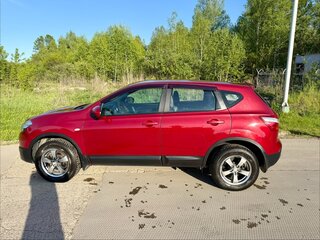 2011 Nissan Qashqai I Рестайлинг, красный, 1170000 рублей, вид 3