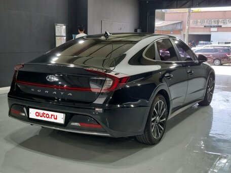 2022 Hyundai Sonata VIII (DN8), чёрный, 2400000 рублей, вид 3
