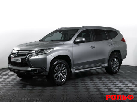 Mitsubishi Pajero Sport III