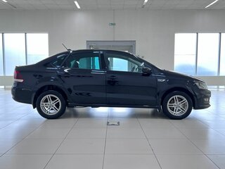 2019 Volkswagen Polo V Рестайлинг, чёрный, 1616000 рублей, вид 4