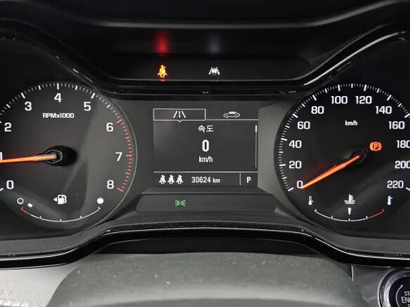 2023 Chevrolet Trax II, белый - вид 6
