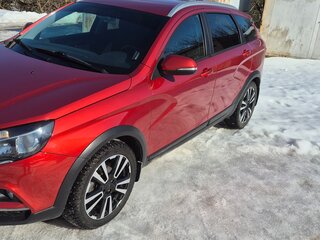 2018 Lada (ВАЗ) Vesta SW Cross I, красный, 900000 рублей, вид 2