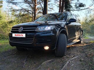 2011 Volkswagen Touareg II, чёрный, 1630000 рублей, вид 4