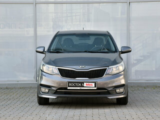 2015 Kia Rio III Рестайлинг, серый, 890000 рублей, вид 5