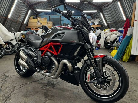 2014 Ducati Diavel Carbon, чёрный, 1150000 рублей, вид 1