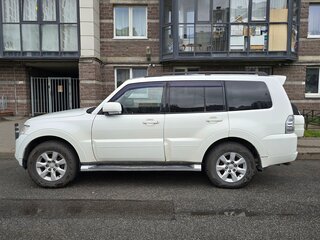 2012 Mitsubishi Pajero IV Рестайлинг 1, белый, 1550000 рублей, вид 4