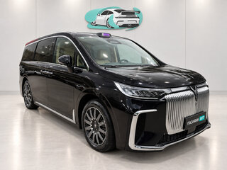 2025 Voyah Dream I Рестайлинг, чёрный, 6439500 рублей, вид 3