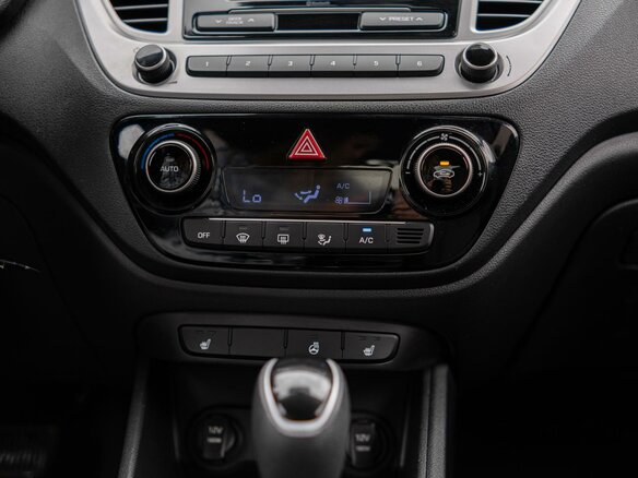 2020 Hyundai Solaris II, белый, 1480000 рублей - вид 13