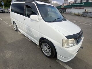 1999 Honda Stepwgn I Рестайлинг, белый, 480000 рублей, вид 2