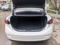 2018 Mazda 3 III (BM) Рестайлинг, белый, 1250000 рублей - вид 11