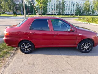 2011 Fiat Albea I Рестайлинг, красный, 180000 рублей, вид 4