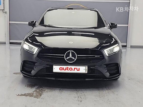 2022 Mercedes-Benz A-Класс 180 IV (W177) Рестайлинг, чёрный - вид 2