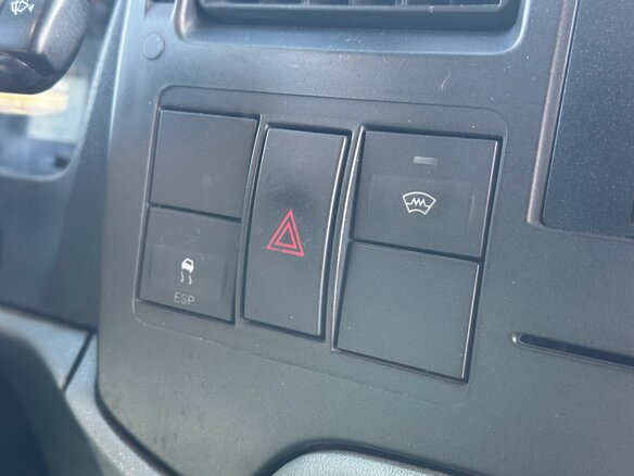 2009 Ford Transit, белый - вид 16