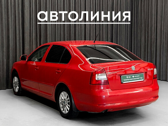 2012 Skoda Octavia II (A5) Рестайлинг, красный, 735000 рублей - вид 5